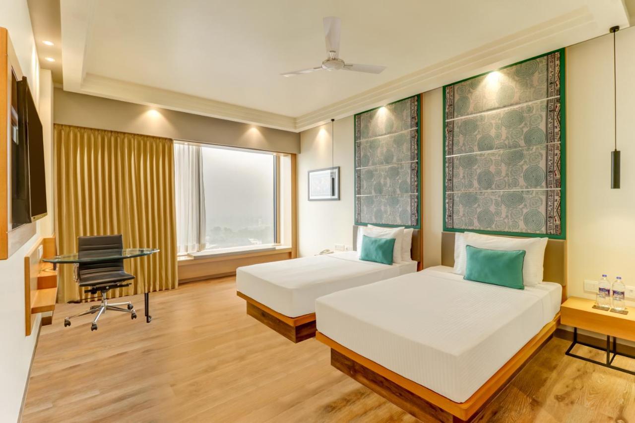 Lemon Tree Premier, Bhubaneswar Hotel Buitenkant foto