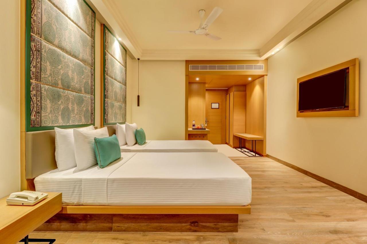 Lemon Tree Premier, Bhubaneswar Hotel Buitenkant foto